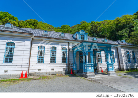 熊本県宇城市 三角西港の高台に建つ旧宇土郡役所庁舎 熊本県宇城市 三角西港の高台に建つ旧宇土郡役所庁舎 139328766