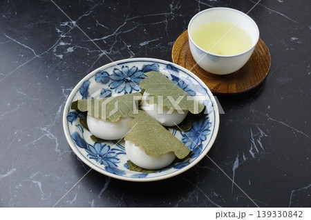 かしわ餅　和菓子 139330842