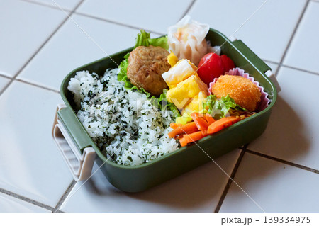 お弁当 お弁当 139334975