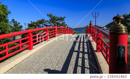 森戸神社とみそぎ橋 森戸神社とみそぎ橋 139341463