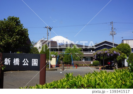 静岡県御殿場市の新橋公園から富士山方面を臨む風景 139341517