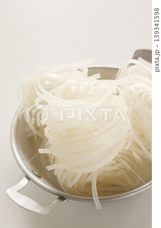 フォーの乾麺 フォーの乾麺 139341598