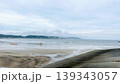 早朝の海のお散歩 139343057