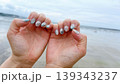 夏のブルーシェルネイル 139343237