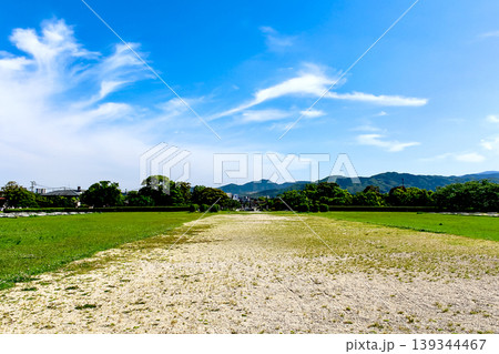 【福岡】初夏の太宰府 広大な大宰府政庁跡 【福岡】初夏の太宰府 広大な大宰府政庁跡 139344467