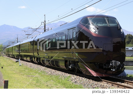 JR東日本E655系「なごみ(和)」 JR東日本E655系「なごみ(和)」 139348422