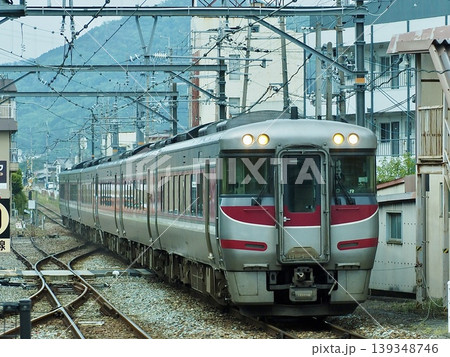 特急はまかぜ キハ189系 福崎駅 特急はまかぜ キハ189系 福崎駅 139348746