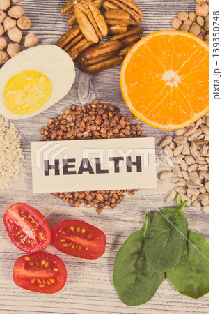 Various products or ingredients as source natural vitamin B9 and minerals Various products or ingredients as source natural vitamin B9 and minerals 139350748