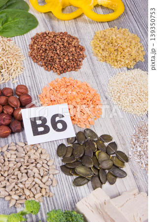 Ingredients and products containing vitamin B6 and minerals. Nutritious eating Ingredients and products containing vitamin B6 and minerals. Nutritious eating 139350753