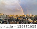 東京の住宅街に架かる大きなダブルレインボーと東京スカイツリー 東京の住宅街に架かる大きなダブルレインボーと東京スカイツリー 139351935