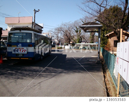 三里塚バス停01 139353583