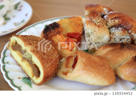 ある日の朝食(パン) ある日の朝食(パン) 139354452