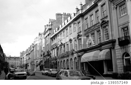古写真 1982年9月 英国 バース旧市街 ミルソム・ストリートの風景 古写真 1982年9月 英国 バース旧市街 ミルソム・ストリートの風景 139357149
