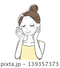 パックをする女性 139357373