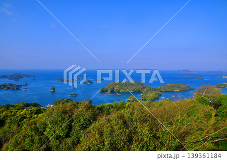 石岳展望台からの眺望・九十九島(長崎県・佐世保市) 石岳展望台からの眺望・九十九島(長崎県・佐世保市) 139361184