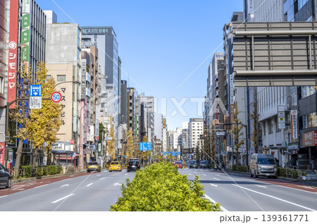 東京都台東区の都市風景 浅草橋駅前と江戸通り 東京都台東区の都市風景 浅草橋駅前と江戸通り 139361771