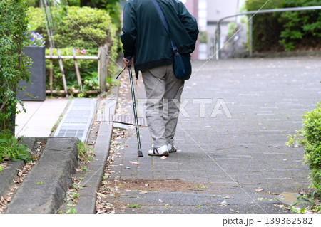 日本の横浜都市景観人口減…段差…少子高齢化社会…横浜市は国勢調査速報値で人口減に転じる…=5月、横浜 日本の横浜都市景観人口減…段差…少子高齢化社会…横浜市は国勢調査速報値で人口減に転じる…=5月、横浜 139362582