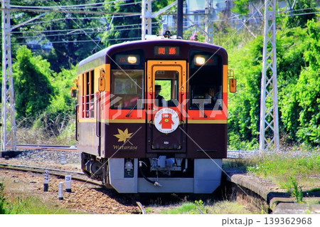 新緑の鉄路をトロッコ列車が行く… 『トロッコわっしー号』相老駅にて 新緑の鉄路をトロッコ列車が行く… 『トロッコわっしー号』相老駅にて 139362968