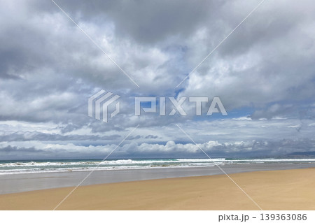 Dramatic Cloudscape Over an Ocean Dramatic Cloudscape Over an Ocean 139363086