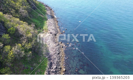 浜益の毘砂別川河口と日本海の自然風景 北海道石狩市 空撮 139365203