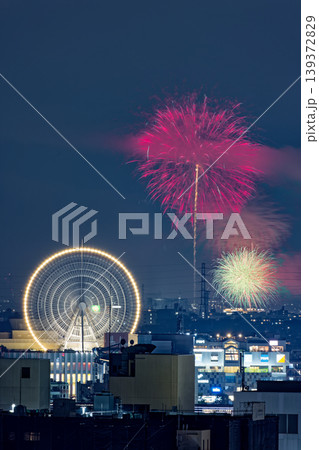 港北ニュータウンの観覧車と花火 139372829