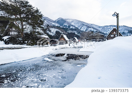 冬の白川郷合掌村 冬の白川郷合掌村 139373375