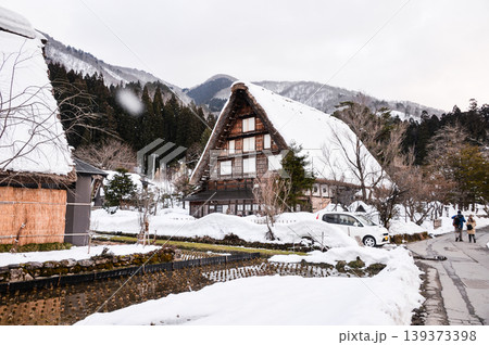 冬の白川郷合掌村 冬の白川郷合掌村 139373398