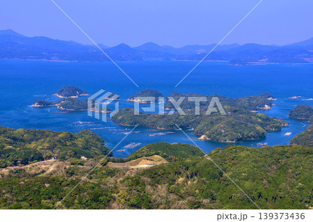 長串山公園からの眺望・海と島々（長崎県・佐世保市） 139373436