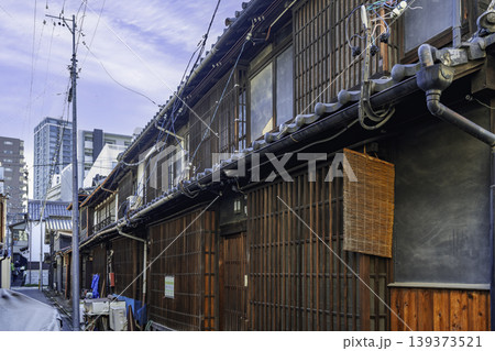 名古屋市街　四間道町並み保存地区　愛知県名古屋市 139373521
