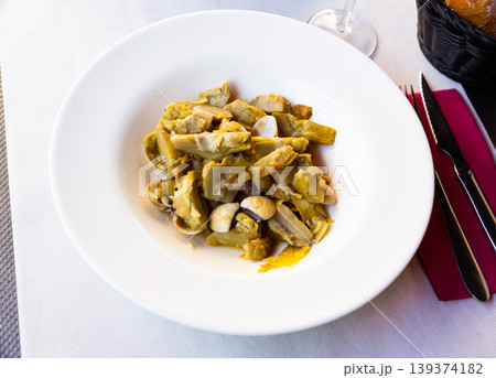 Artichokes with clams Artichokes with clams 139374182