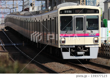 202602　京王電鉄　7000系　7771　京王線　下高井戸 139377123