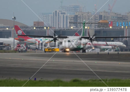 松山空港 松山空港 139377478