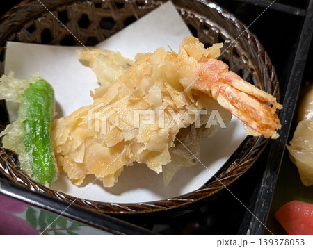えびとししとうの揚げ物 えびとししとうの揚げ物 139378053