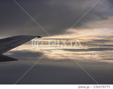 飛行機から見た雲海 飛行機から見た雲海 139379775