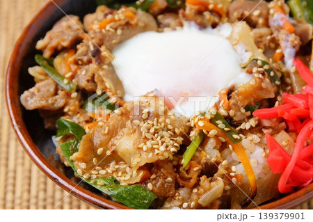 プルコギ丼 139379901