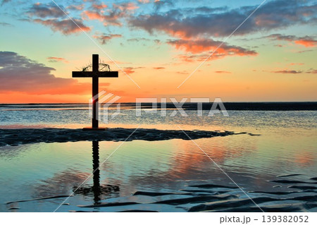 Cross and Thorn Crown Beach Sunset Cross and Thorn Crown Beach Sunset 139382052