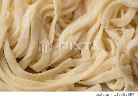 平打ち生麺のイメージ 平打ち生麺のイメージ 139383694