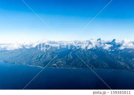 Aerial view of Tahiti Island and Papeete, French Polynesia Aerial view of Tahiti Island and Papeete, French Polynesia 139383811