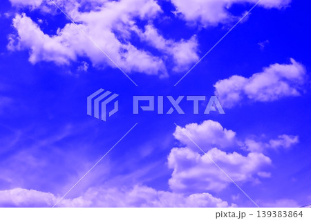 雲のある青空(壁紙素材) 雲のある青空(壁紙素材) 139383864