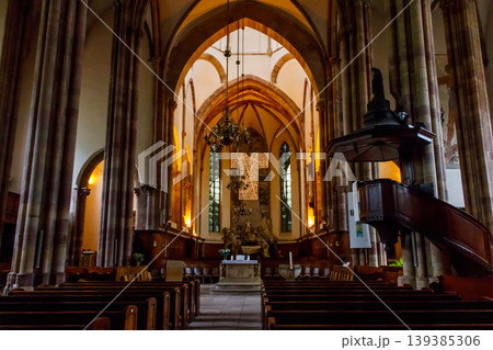 Interior of St. Thomas church in Strasbourg, France Interior of St. Thomas church in Strasbourg, France 139385306