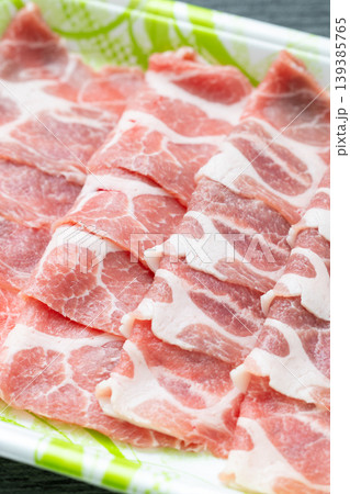 豚しゃぶ用の生肉 139385765