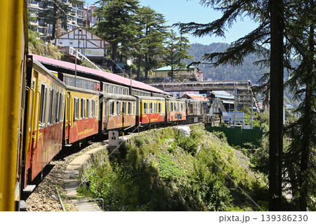 カルカ・シムラー鉄道 カルカ・シムラー鉄道 139386230