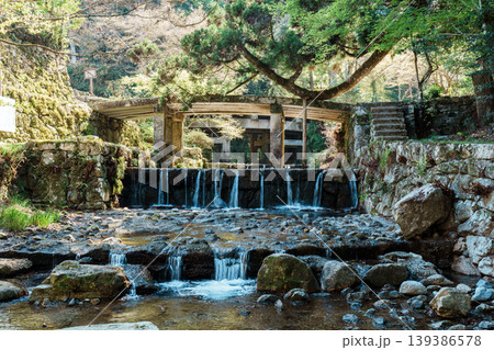 大宮川にかかる日吉三橋の走井橋 139386578
