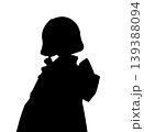 着物を着た女性のアニメ風イラストのシルエット 139388094