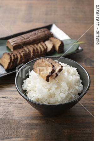 いぶりがっことご飯 いぶりがっことご飯 139389270