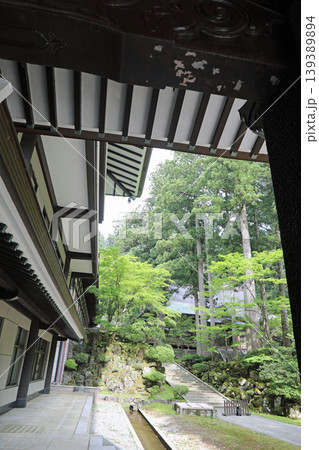 春の永平寺境内の風景 139389894