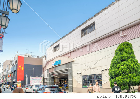 東京・小田急線 梅ヶ丘駅 東京・小田急線 梅ヶ丘駅 139391750