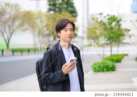 ,男性,20代,30代,人物,日本人 ,男性,20代,30代,人物,日本人 139394821