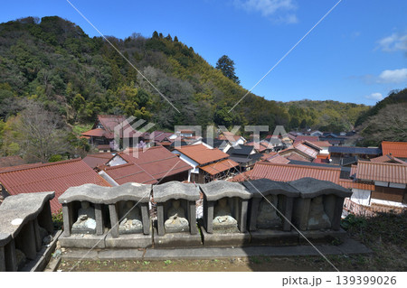 世界遺産石見銀山 大森地区の街並み　観世音寺からの眺望 139399026