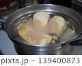 たけのこのあく抜きをする様子 139400873